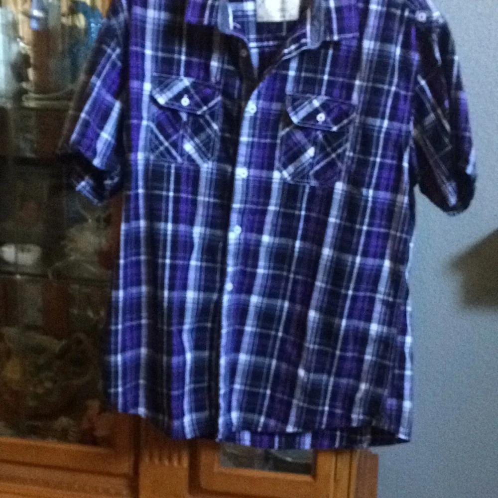 Marc Ecko short sleeve shirt 👔. - Picture 5 of 7
